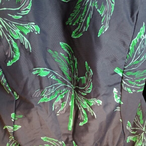 Finwanlo 1 Piece Criss Cross Back Swimsuit Black with Green Tropical Pattern NWT - Picture 4 of 8